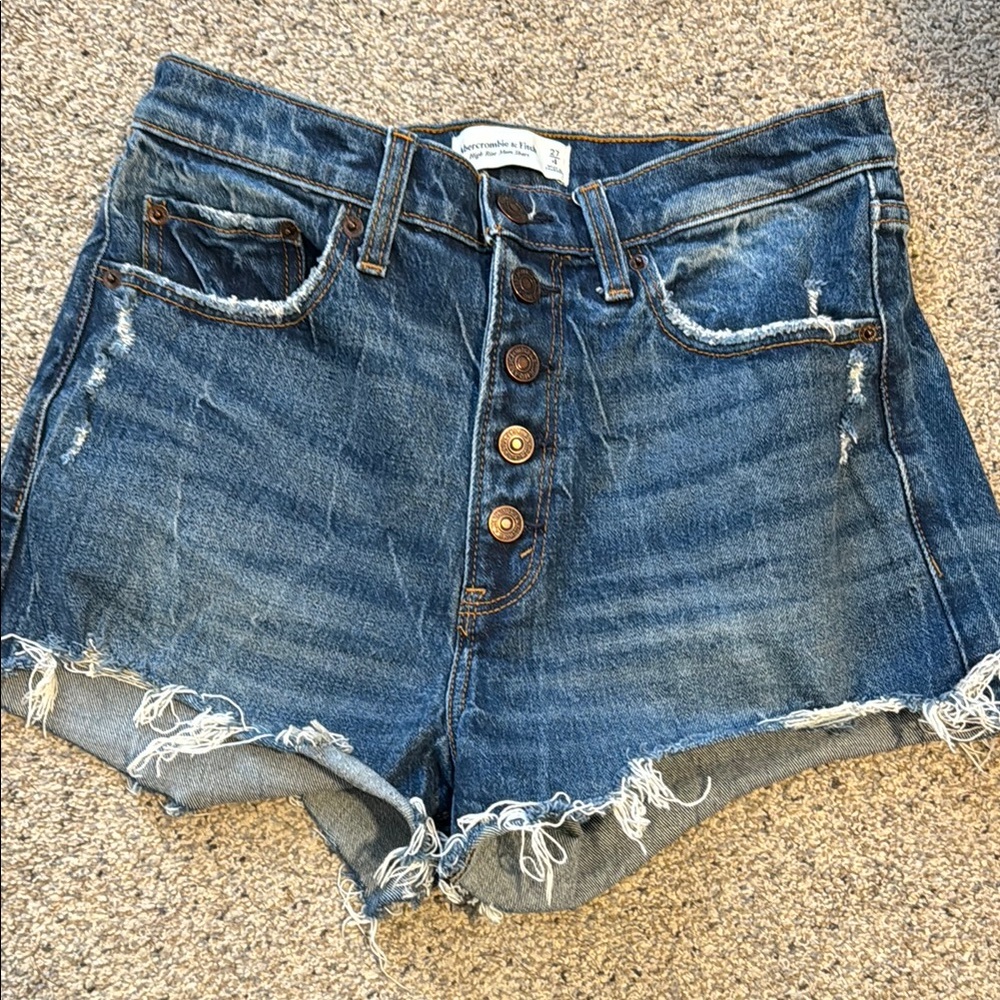 Abercrombie & Fitch High Rise Mom Short